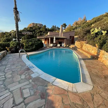 Villa With Swimming Pool And Amazing View *