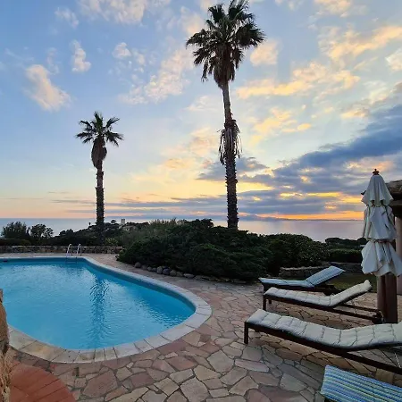 Willa With Swimming Pool And Amazing View Torre delle Stelle