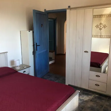Βίλα With Swimming Pool And Amazing View Torre delle Stelle
