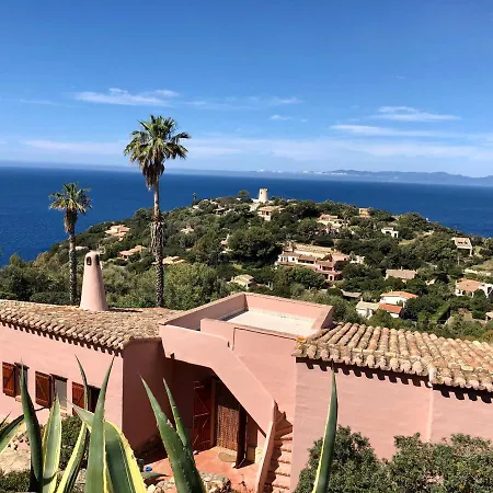 Vila With Swimming Pool And Amazing View *